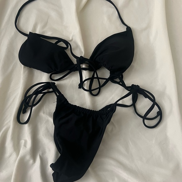 Swimsuit bundle. $30 - Picture 4 of 4